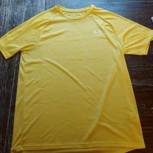 Under armour yellow tech tee shirt size medium